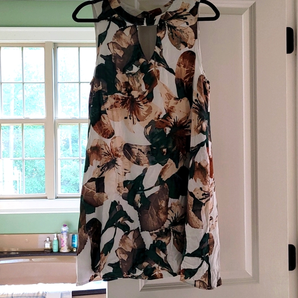 Cute summer dress Size M